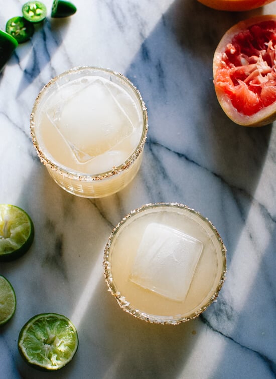 Refreshing grapefruit margaritas recipe with a spicy kick! cookieandkate.com