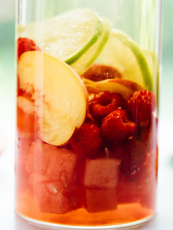 white sangria recipe with nectarine, lime, raspberry and watermelon