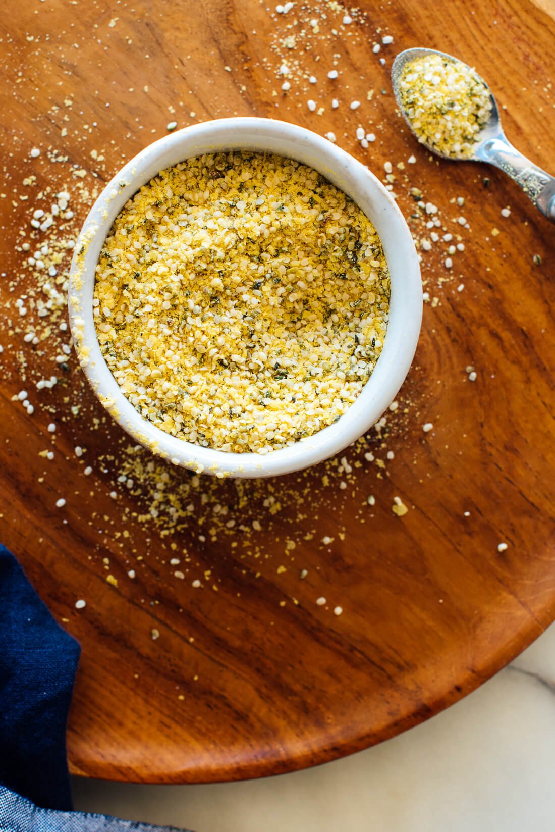 easy vegan Parmesan cheese recipe
