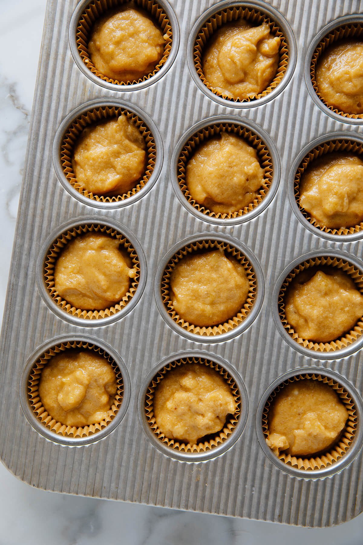 banana muffins before baking